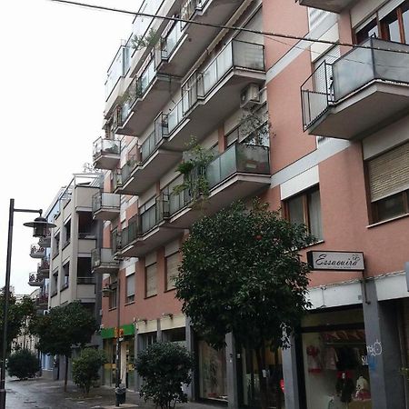 Bed and Breakfast Le stanze di Bruno Pescara Exterior foto