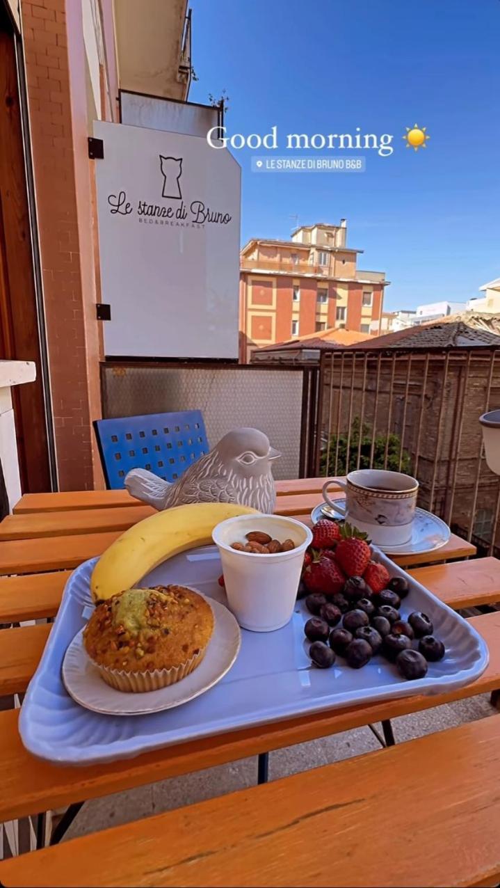 Bed and Breakfast Le stanze di Bruno Pescara Exterior foto